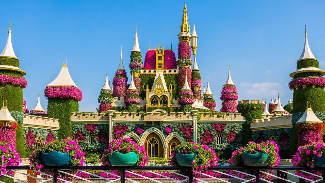 Floral Castle Dubai Miracle Garden